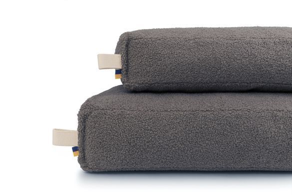 Подушка-лежак Memory Foam Teddy Ash для собак малих та середніх порід, S 3104455 - онлайн-зоомагазин Хвіст і Дракон